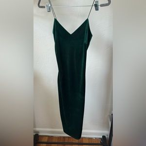 Windsor Green Velvet midi fitting dress